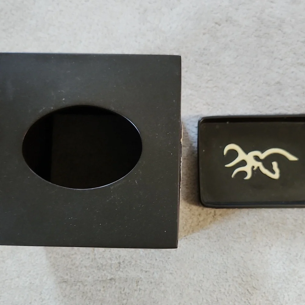Browning Bed and Bath Logo Heavy Resin Square Tissue and Soap Dish